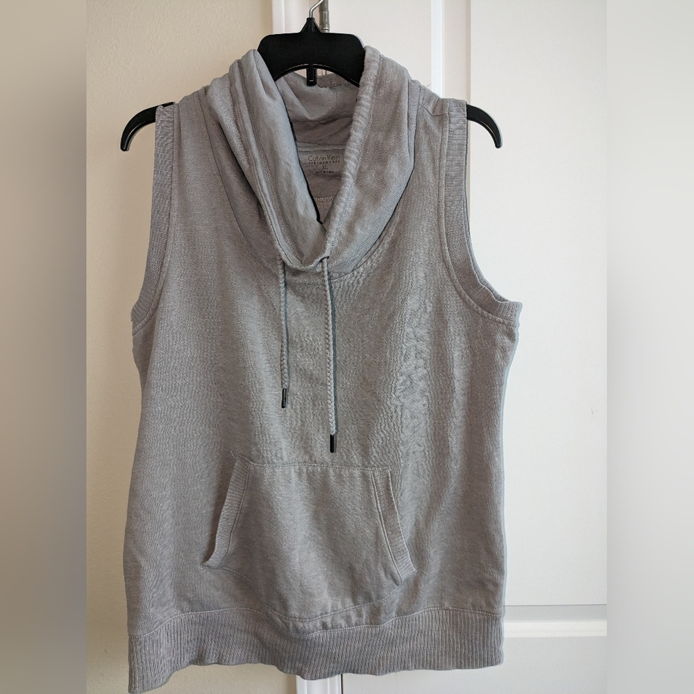 Calvin Klein Performance xl gray sleeveless funnel neck